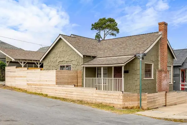 216 Park Street, Pacific Grove, CA 93950