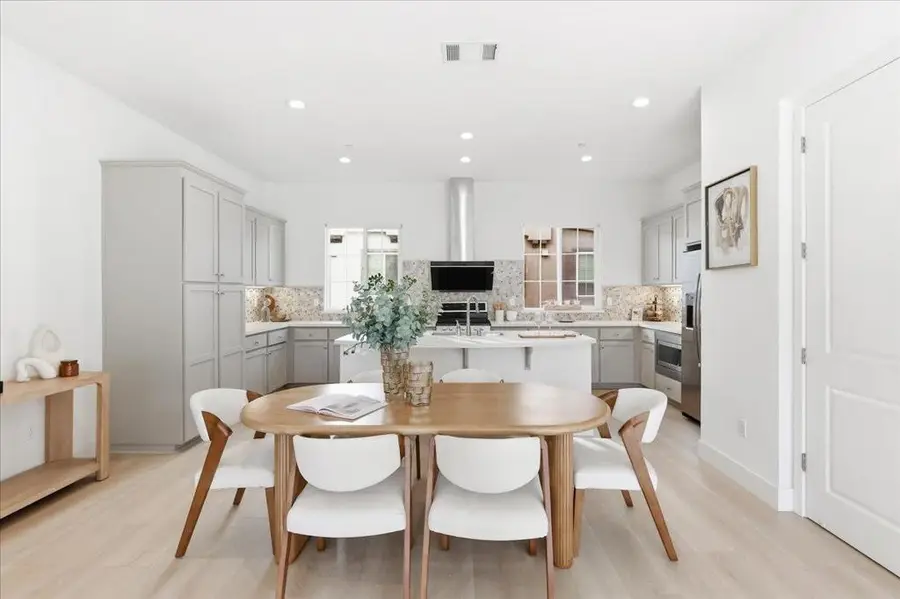 769 E Evelyn Avenue, Sunnyvale, CA 94086 - #2