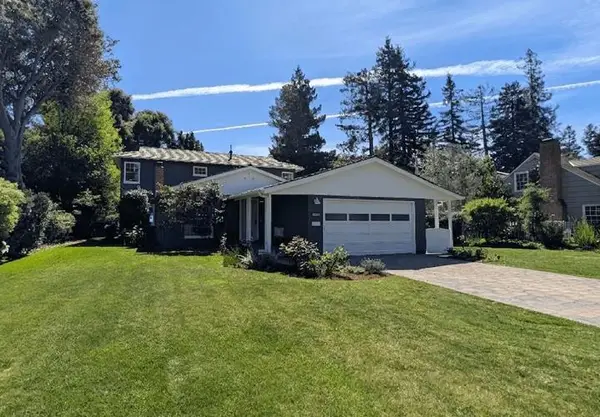 415 Oak Court, Menlo Park, CA 94025