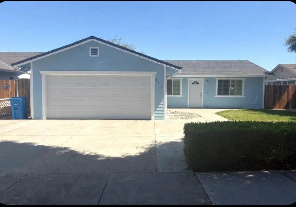 211 Carnoble, Hollister, CA 95023 - #1
