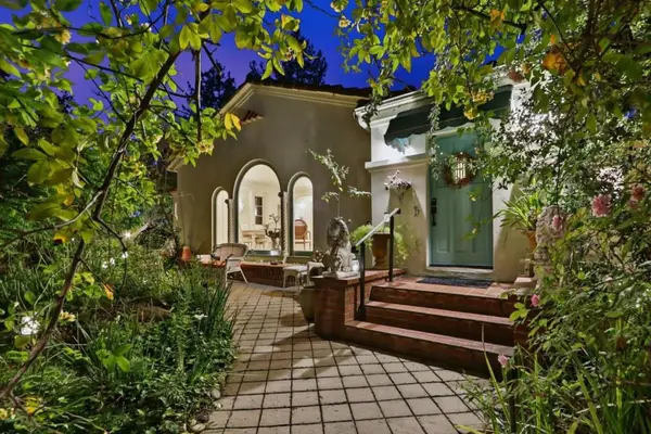 18211 Saratoga Los Gatos Road, Monte Sereno, CA 95030