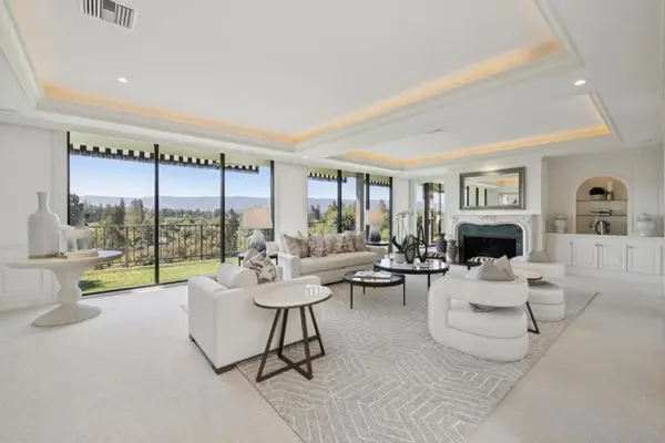 1330 University Drive #92, Menlo Park, CA 94025