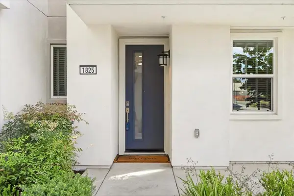 1825 Joshua Tree Circle, Milpitas, CA 95035