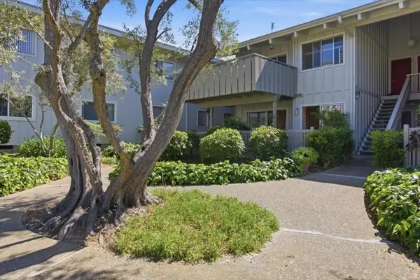 255 S Rengstorff Avenue #7, Mountain View, CA 94040