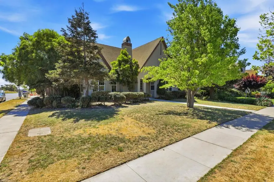 631 Elm Avenue, Greenfield, CA 93927 - #3