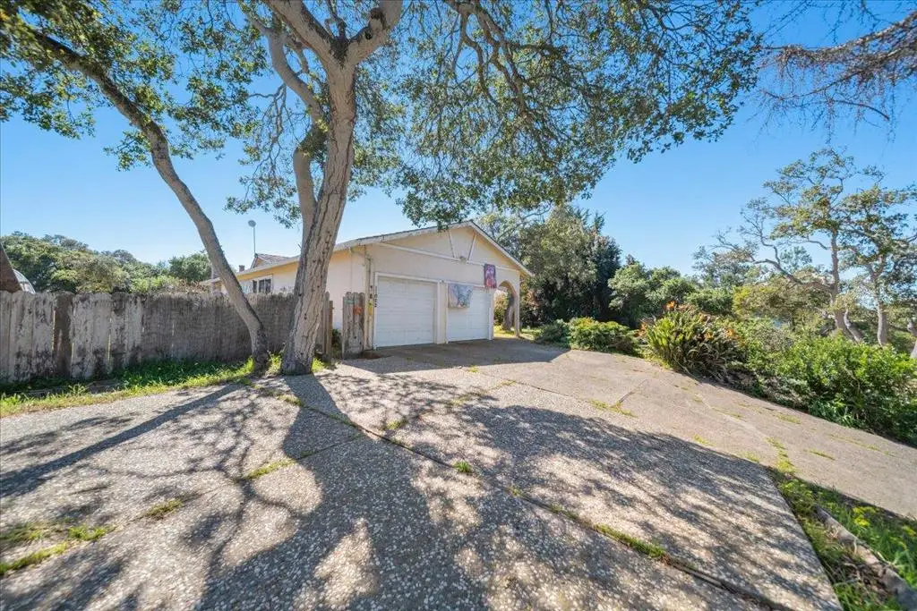 15400 Oak Hills Drive, Salinas, CA 93907 - #1