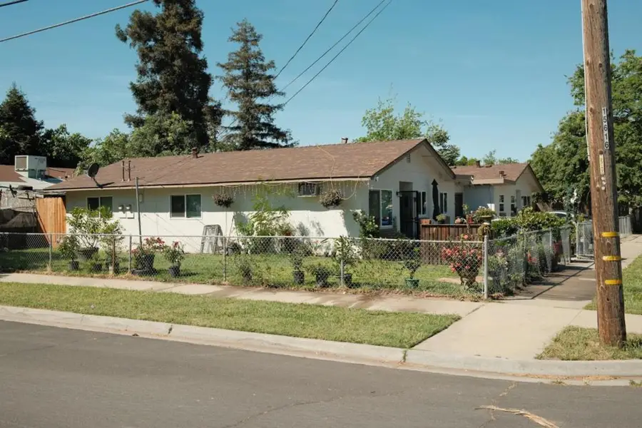 101 Maple Street, Modesto, CA 95351 - #2