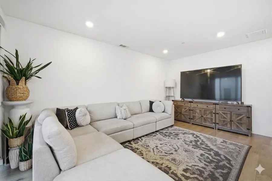 493 Cambridge Street, San Francisco, CA 94134 - #3
