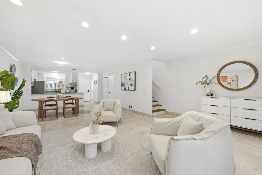 117 Mission Drive, East Palo Alto, CA 94303 - #3