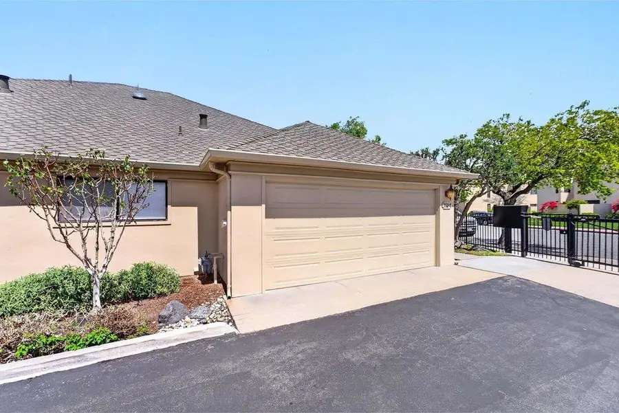 112 Nissen Road #4, Salinas, CA 93901 - #2