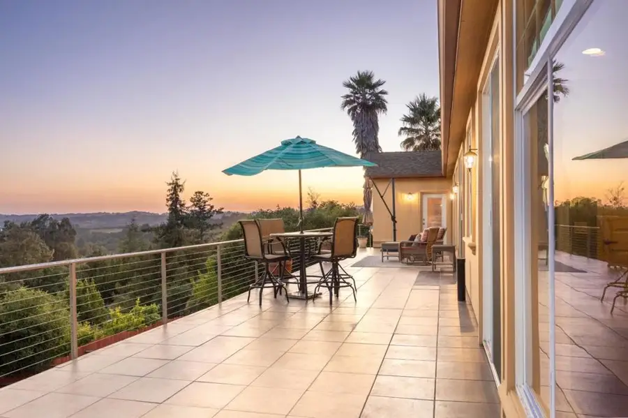 960 Smith Road, Watsonville, CA 95076 - #2