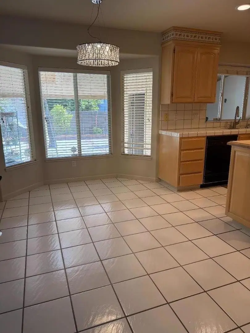 Address Withheld By Seller, Salinas, CA 93906 - #3