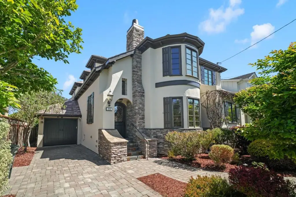 216 Bloomfield Road, Burlingame, CA 94010 - #1