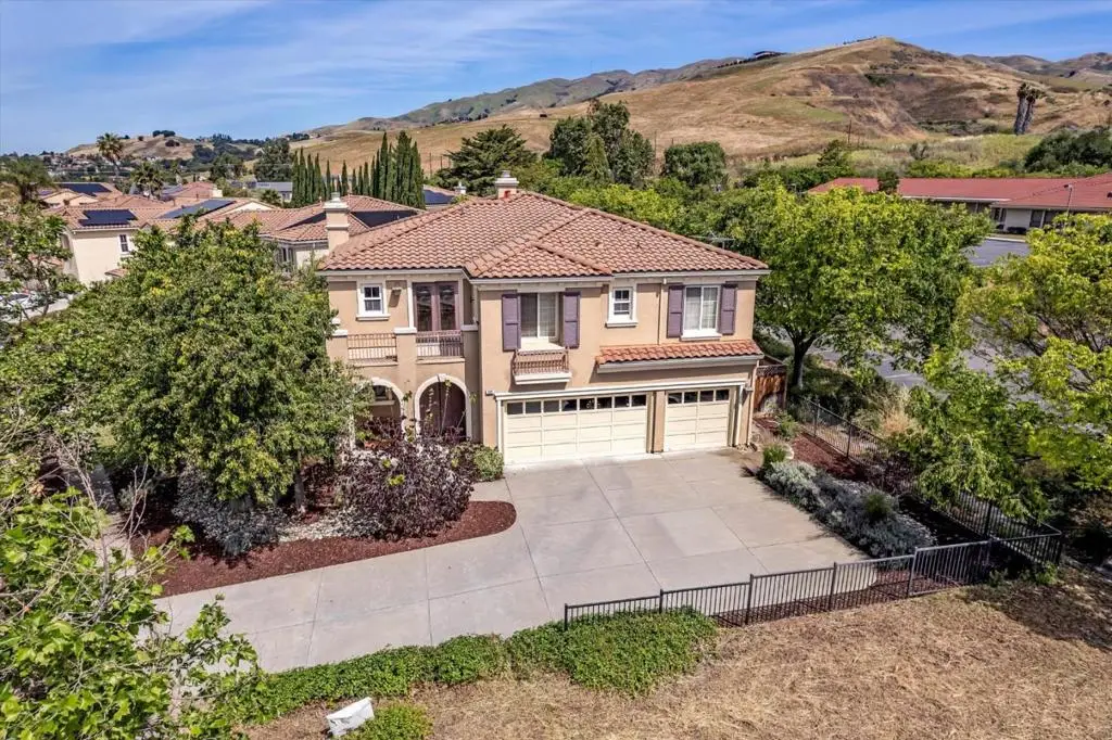 122 Piedmont Road, Milpitas, CA 95035 - #1