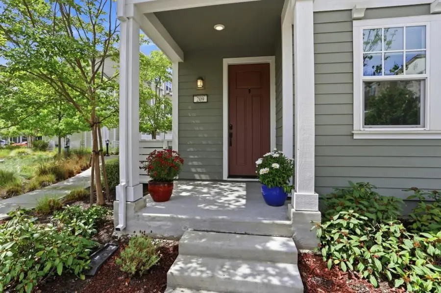 209 Infinity Way, Mountain View, CA 94043 - #3