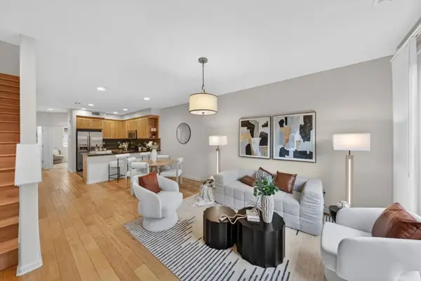 650 Almaden Walk Loop, San Jose, CA 95125