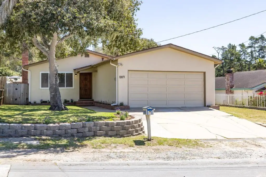 1317 Funston Avenue, Pacific Grove, CA 93950 - #1