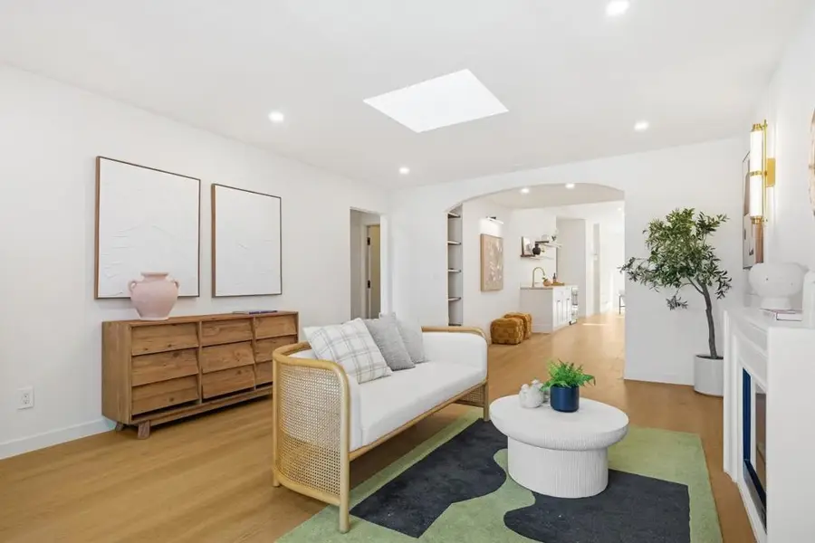 266 Vine Street, San Carlos, CA 94070 - #3