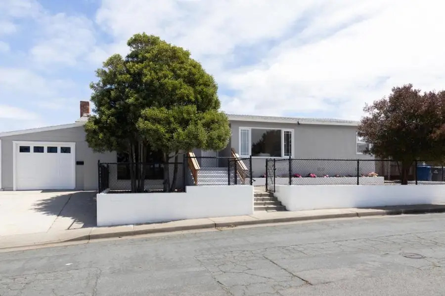 1626 Darwin Street, Seaside, CA 93955 - #2
