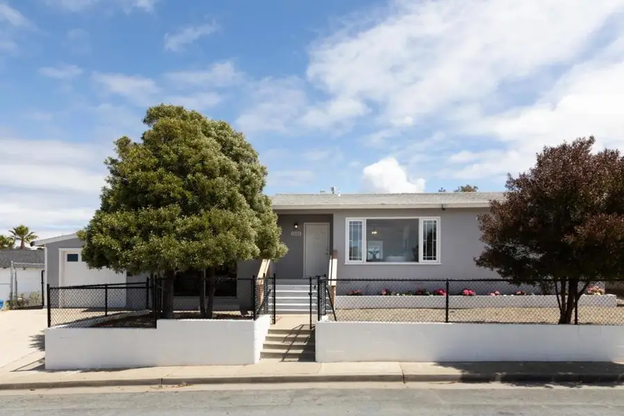 1626 Darwin Street, Seaside, CA 93955 - #3
