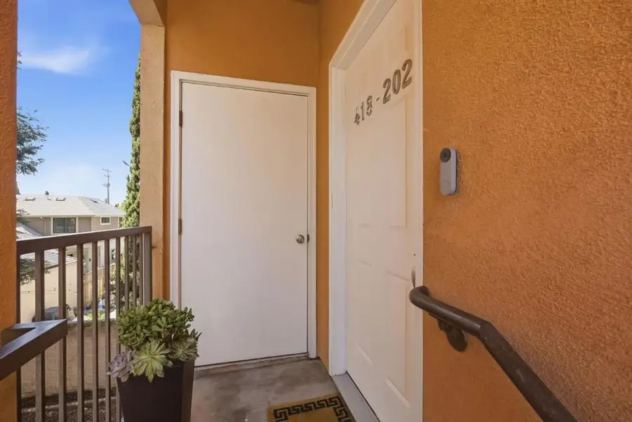 418 E Evelyn Avenue #202, Sunnyvale, CA 94086 - #3