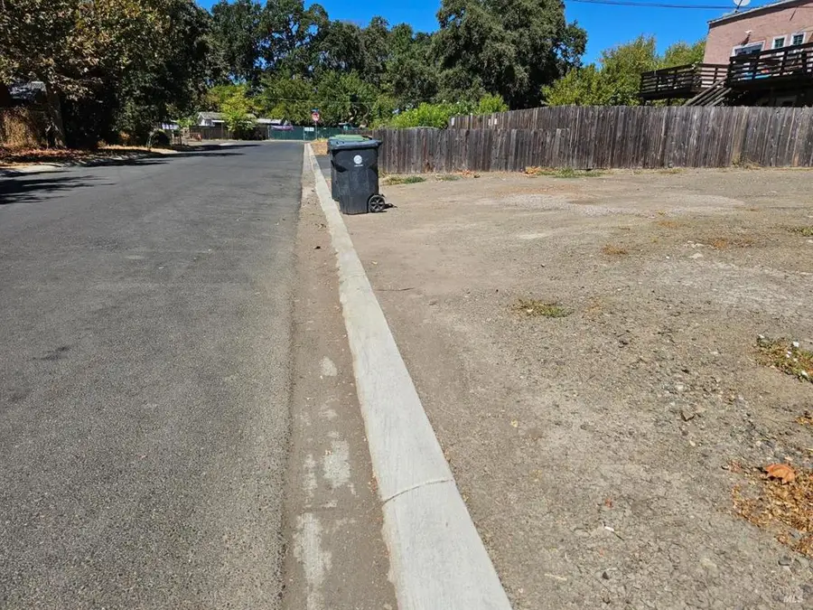 14240 Pearl Avenue, Clearlake, CA 95422 - #3