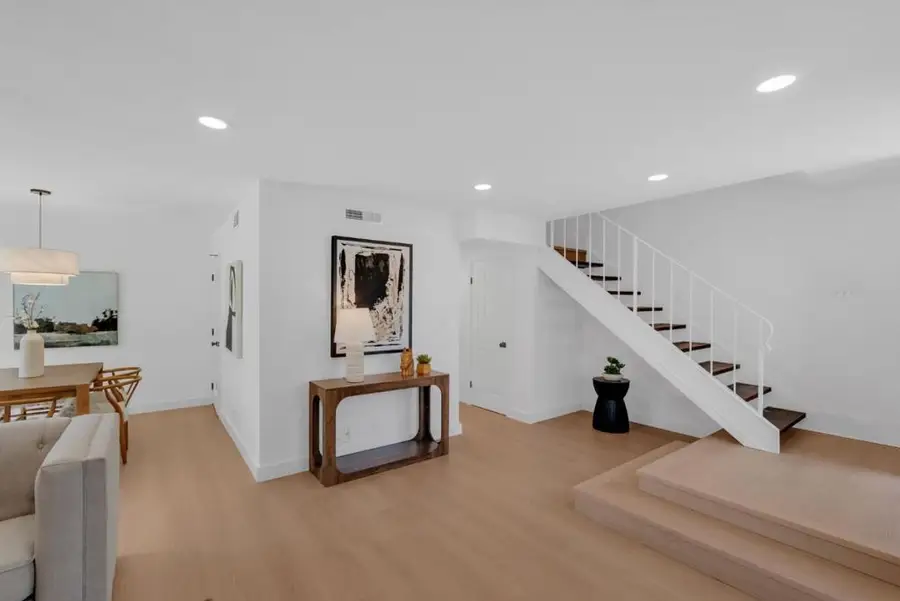 998 Cartier Lane, Foster City, CA 94404 - #3