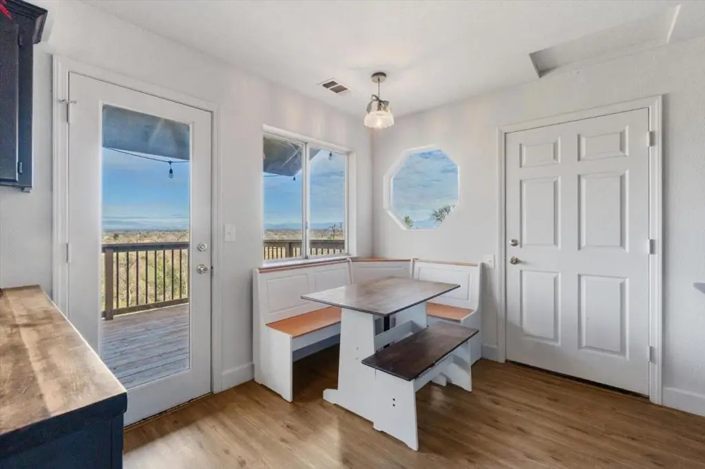 19789 Weide Way, Anderson, CA 96007 - #1