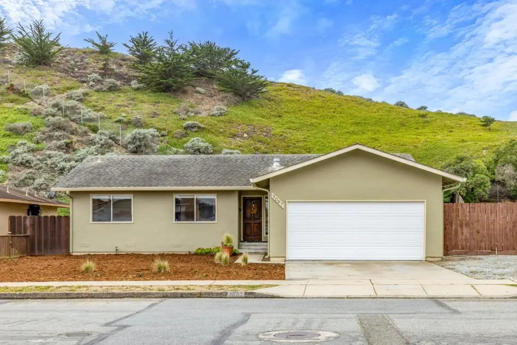 3097 Messinger Drive, Marina, CA 93933 - #1
