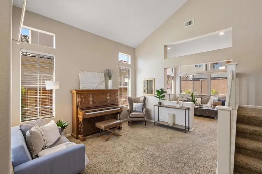 345 Chardonnay Drive, Salinas, CA 93906 - #3