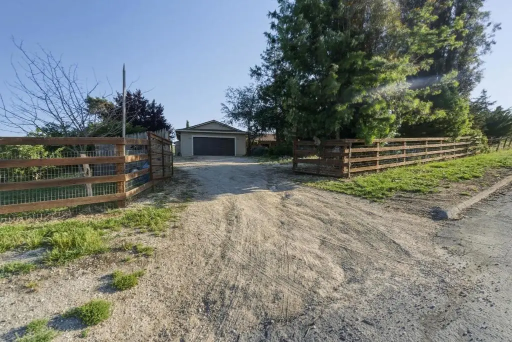 375 Hitch, Hollister, CA 95023 - #1