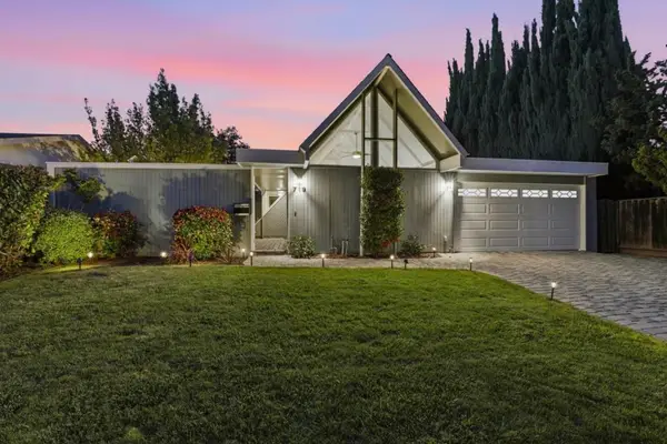 719 Jackpine Court, Sunnyvale, CA 94086
