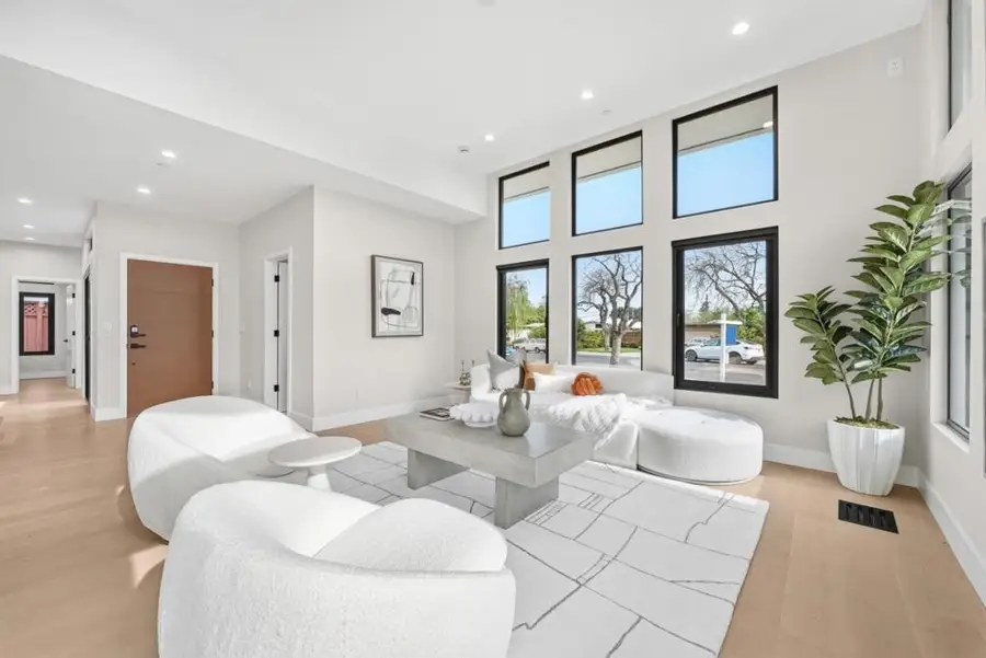 3830 Carlson Circle, Palo Alto, CA 94306 - #2