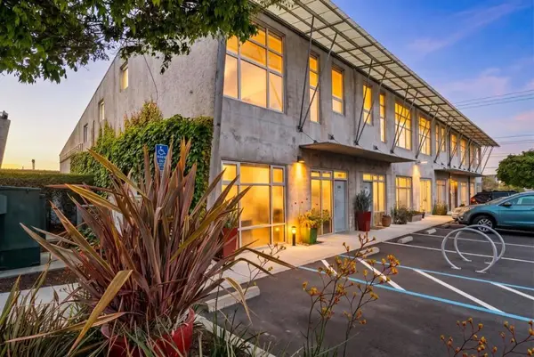 108 High Road, Santa Cruz, CA 95060