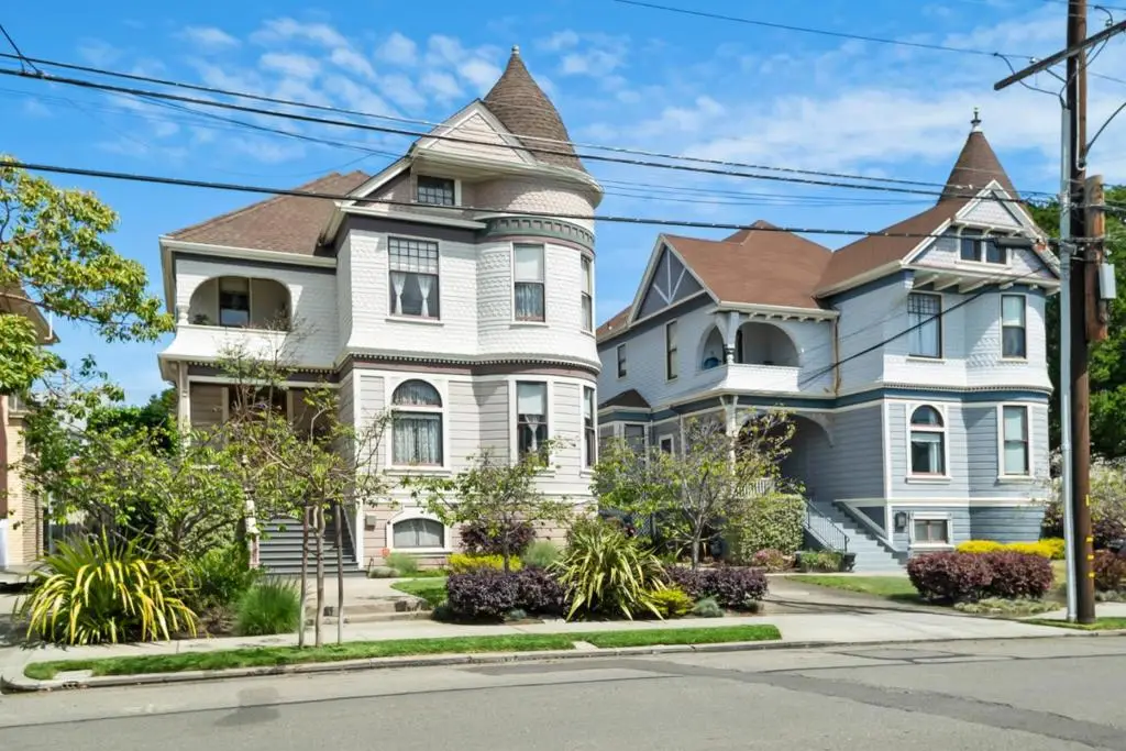 1833 Clinton Avenue, Alameda, CA 94501 - #1