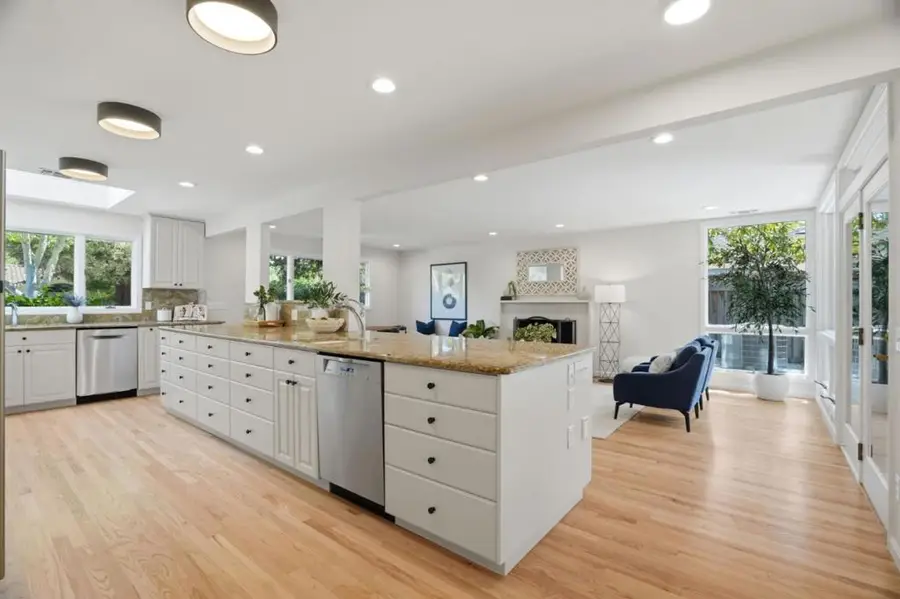 2066 Byron Street, Palo Alto, CA 94301 - #3