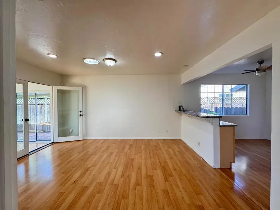 1571 Rebel Way, San Jose, CA 95118 - #3