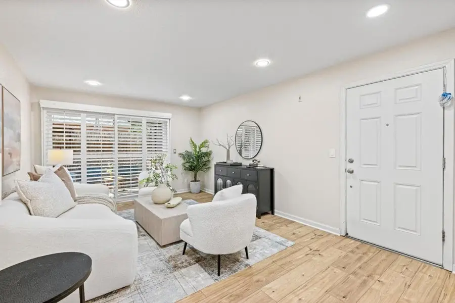 646 Teatree Court, San Jose, CA 95128 - #3