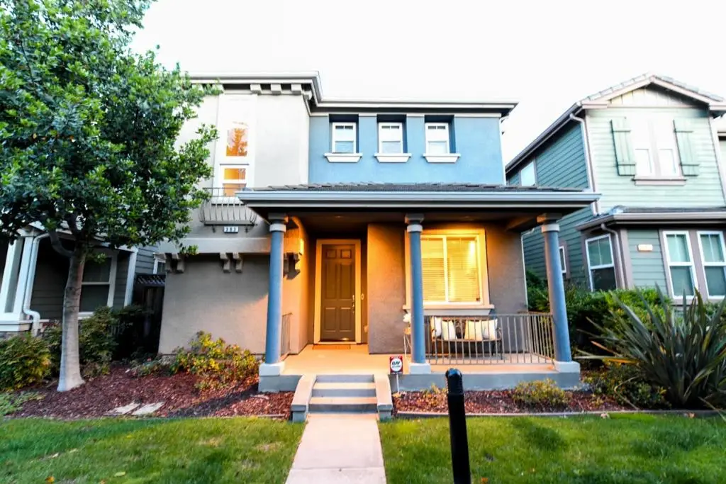 393 Rayos Del Sol Drive, San Jose, CA 95116 - #1