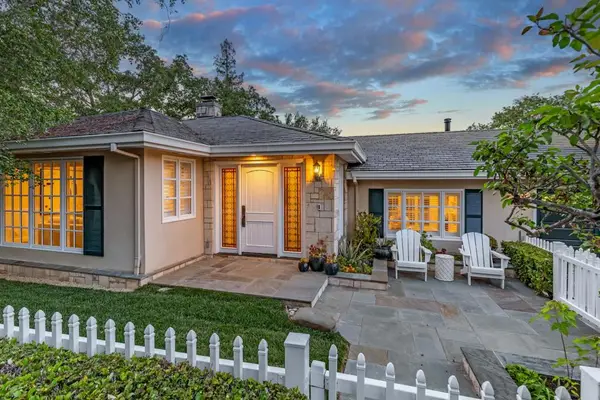 103 Toyon Court, Woodside, CA 94062