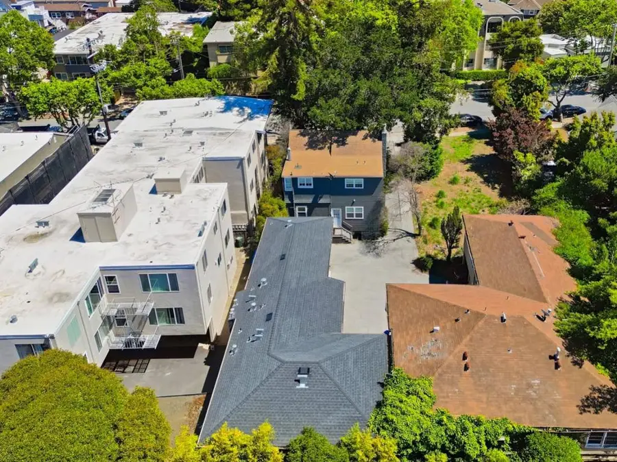 1124 Douglas Avenue, Burlingame, CA 94010 - #2
