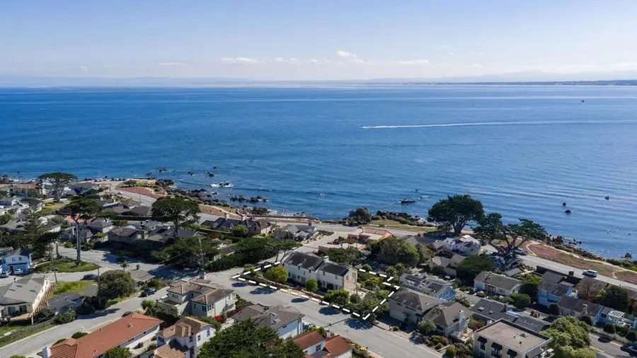 888 Del Monte Boulevard, Pacific Grove, CA 93950 - #2