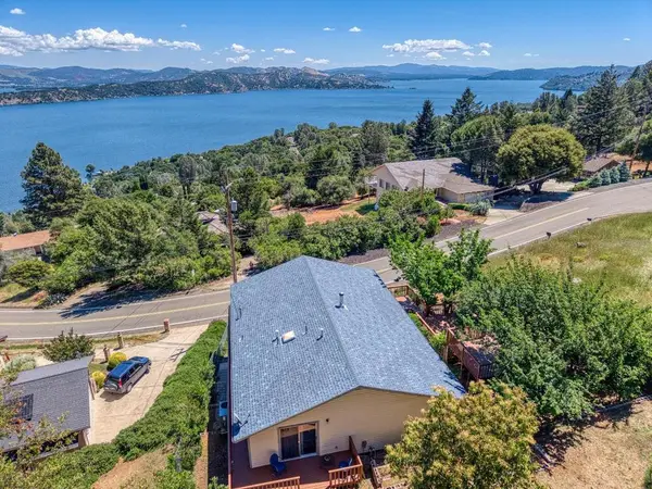 3401 Riviera West Drive, Kelseyville, CA 95451