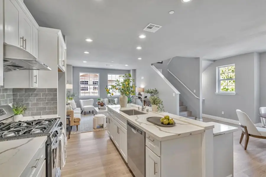 24757 O'neil Avenue, Hayward, CA 94544 - #2