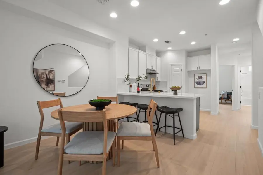 728 City Walk Place #4, Hayward, CA 94541 - #2