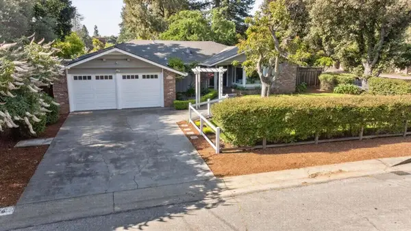 26 Sevilla Drive, Los Altos, CA 94022