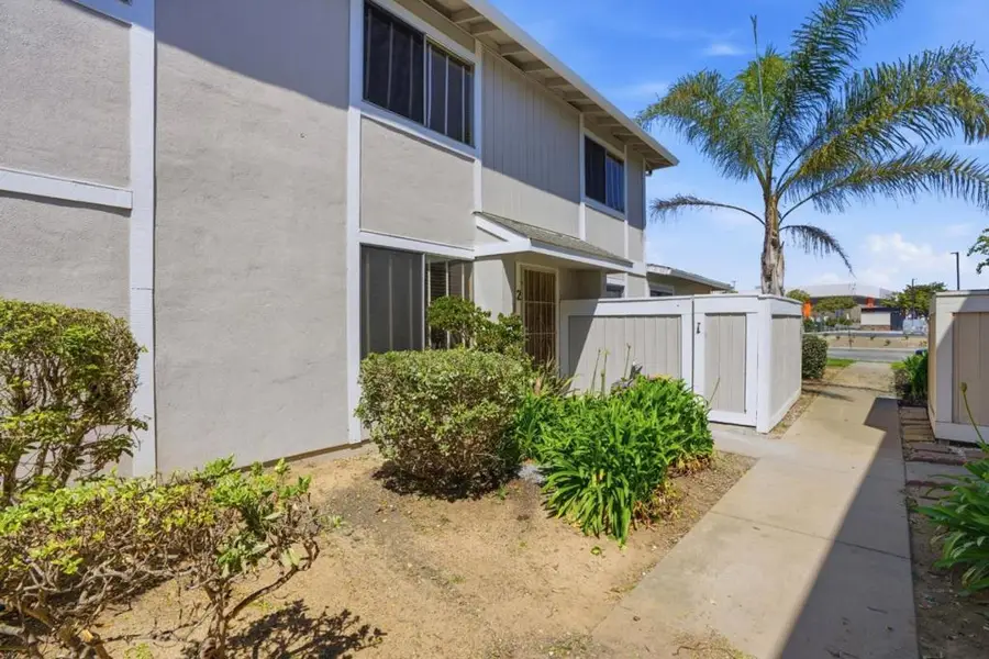1825 Cherokee Drive #2, Salinas, CA 93906 - #2