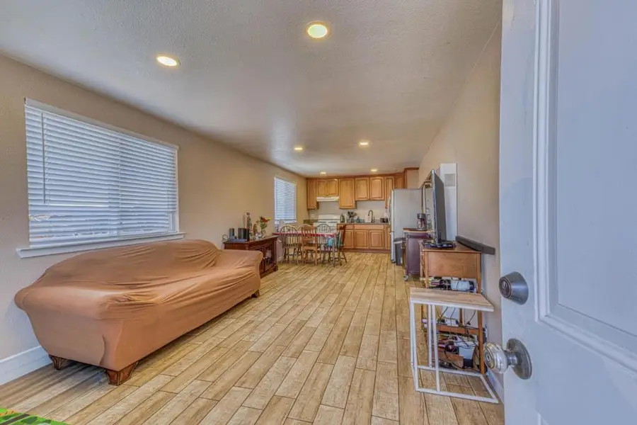 823 Central Avenue, Hollister, CA 95023 - #3