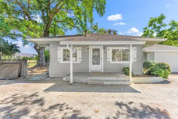 584 Monterey Road, Morgan Hill, CA 95037