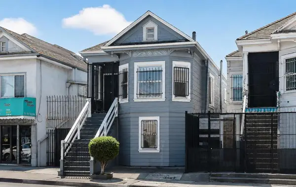 1539 International Boulevard, Oakland, CA 94606